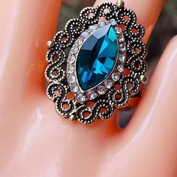 Vintage Blue Marquise Antique Gold Ethnic Ring - Picture 2 of 9